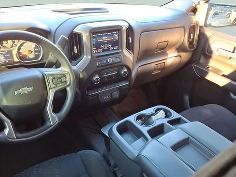 Used 2021 Chevrolet Silverado 1500 Custom Trail Boss w/ Safety Confidence Package image 8