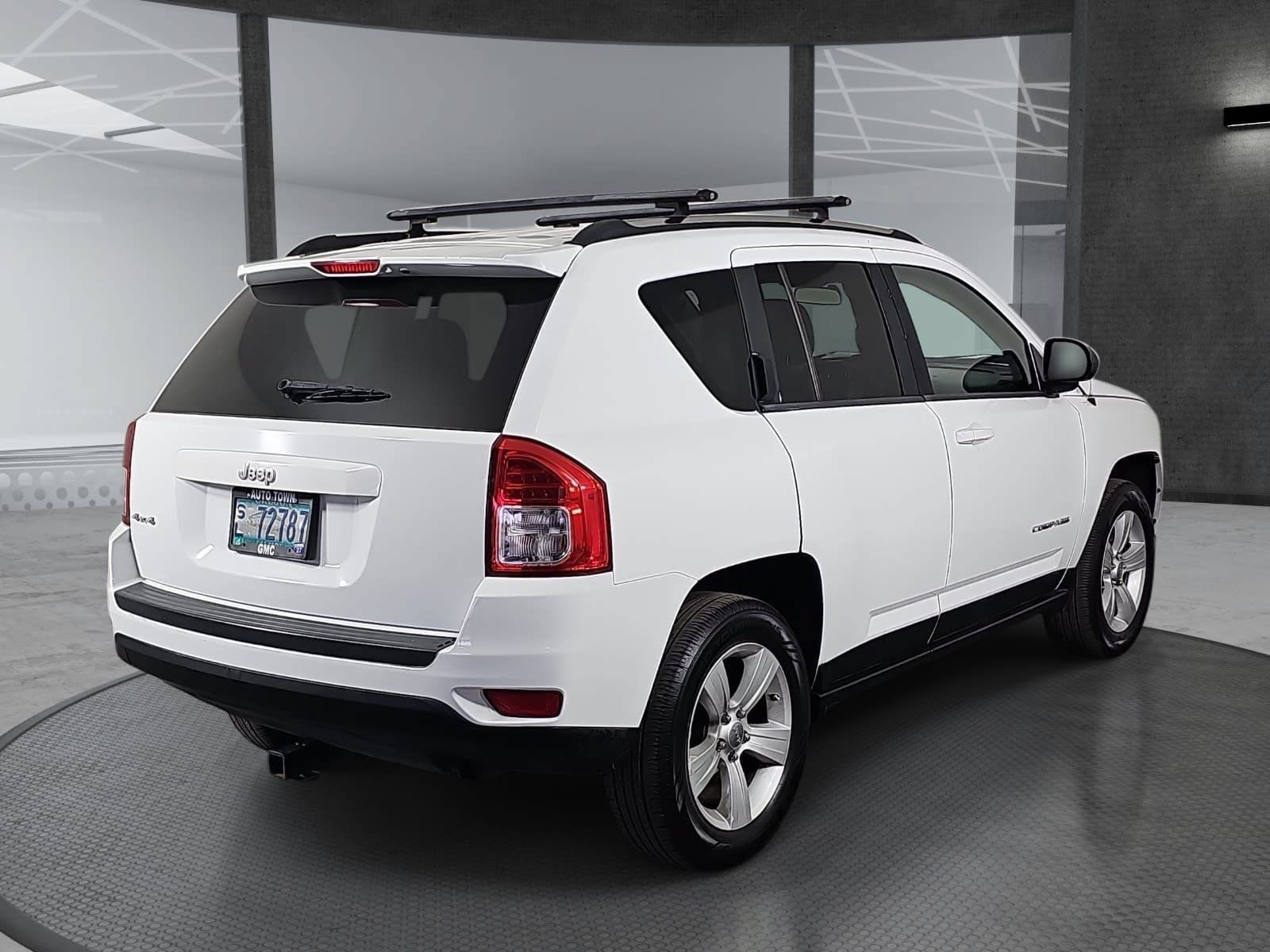 Used 2011 Jeep Compass 4WD image 5