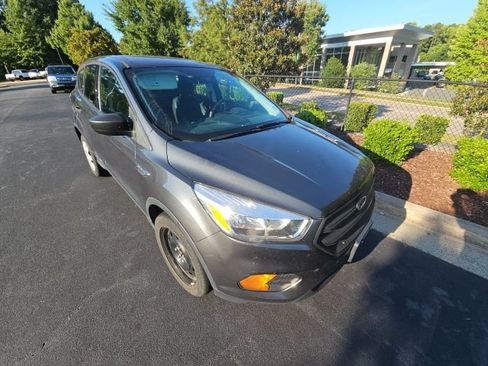 Used 2017 Ford Escape S FWD image 7