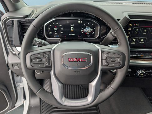 Used 2026 GMC Sierra 1500 SLE w/ X31 Off-Road Package AWD/4WD image 20