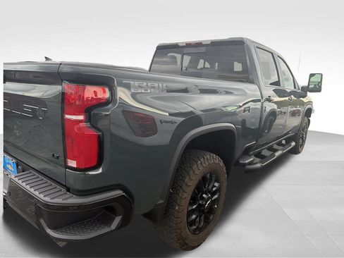 Used 2025 Chevrolet Silverado 2500 LT w/ Trail Boss Package AWD/4WD image 25