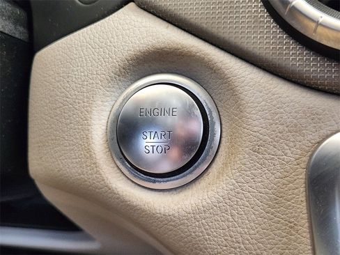 Used 2018 Mercedes-Benz CLA 250 image 23