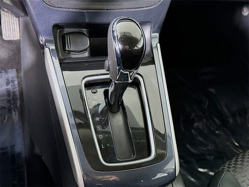 Used 2019 Nissan Sentra SR image 10