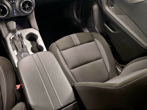 Used 2025 Chevrolet Blazer LT image 14