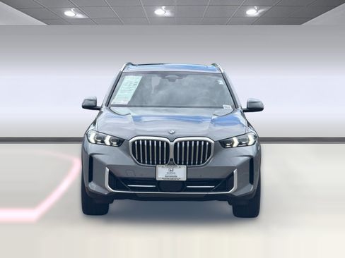 Used 2025 BMW X5 xDrive40i w/ Parking Assistance Package AWD/4WD image 6