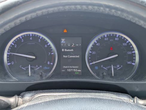 Used 2019 Toyota Highlander XLE FWD image 11