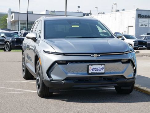 Used 2026 Chevrolet Equinox EV LT AWD/4WD image 24