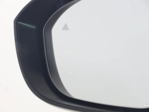 Used 2023 Nissan Rogue SV image 22