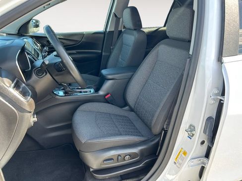Used 2024 Chevrolet Equinox LT AWD/4WD image 7