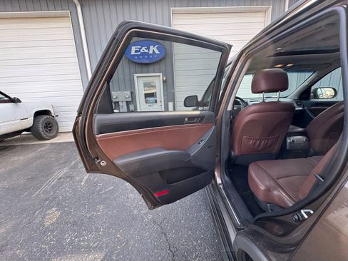 Used 2011 Hyundai Veracruz Limited image 21