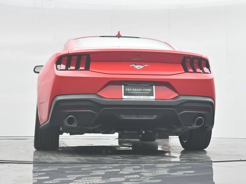 Used 2024 Ford Mustang Coupe RWD image 45