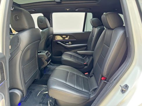 Used 2023 Mercedes-Benz GLS 450 4MATIC w/ AMG Line Exterior image 51
