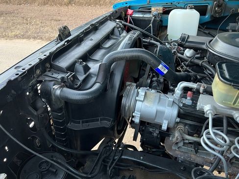 Used 1988 Chevrolet Blazer 4WD image 67