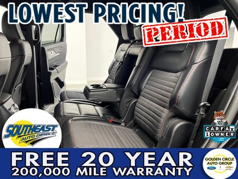 Used 2025 Ford Explorer ST-Line w/ ST-Line Street Pack AWD/4WD image 11