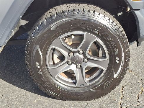 Used 2020 Jeep Wrangler Unlimited Sport image 8