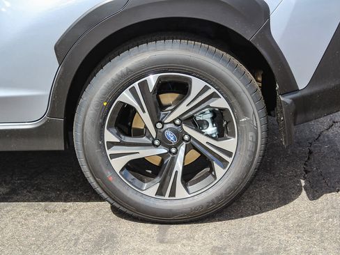 New 2025 Subaru Crosstrek 2.0i Premium image 9