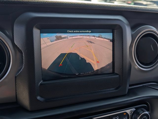 Used 2021 Jeep Wrangler Unlimited Sport AWD/4WD image 25