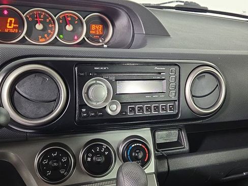 Used 2011 Scion xB image 16