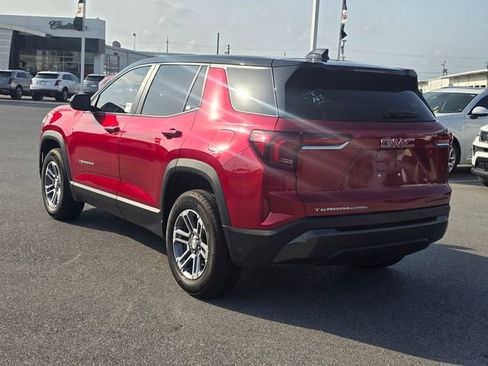 Used 2025 GMC Terrain Elevation image 7