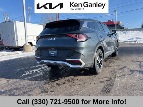 Certified 2025 Kia Sportage EX image 9