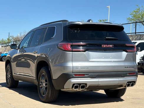 Used 2025 GMC Acadia Elevation image 6