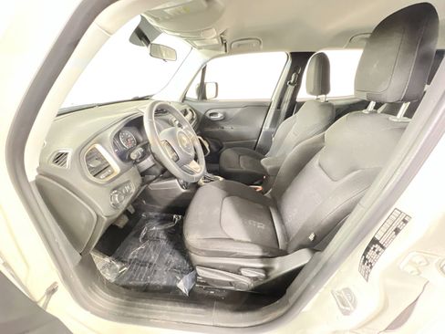 Used 2016 Jeep Renegade Sport w/ Power & Air Group image 18