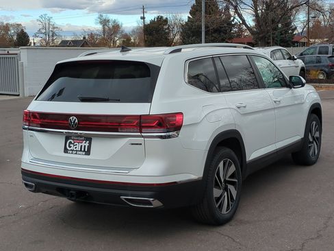 New 2026 Volkswagen Atlas SEL image 3
