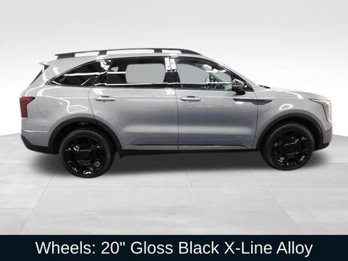 Used 2025 Kia Sorento SX image 23