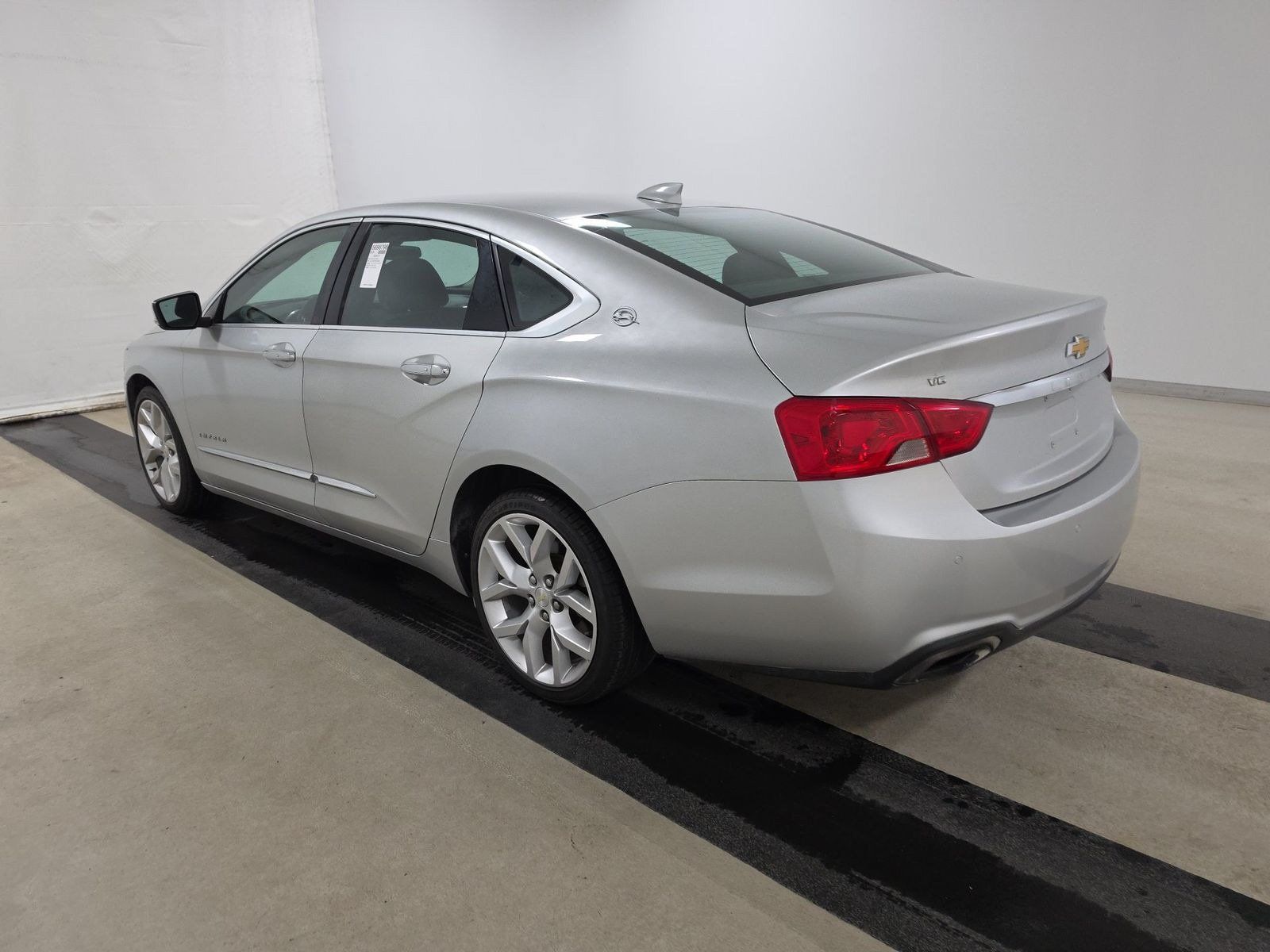 Used 2019 Chevrolet Impala Premier FWD image 4