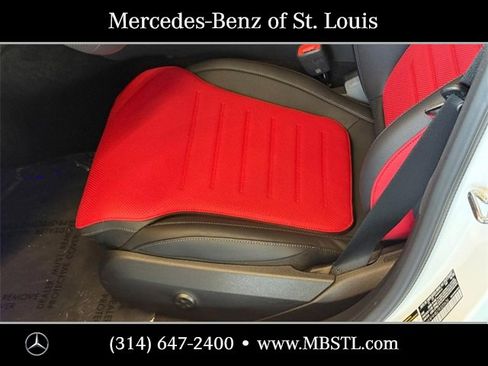 New 2026 Mercedes-Benz C 300 4MATIC Sedan image 16