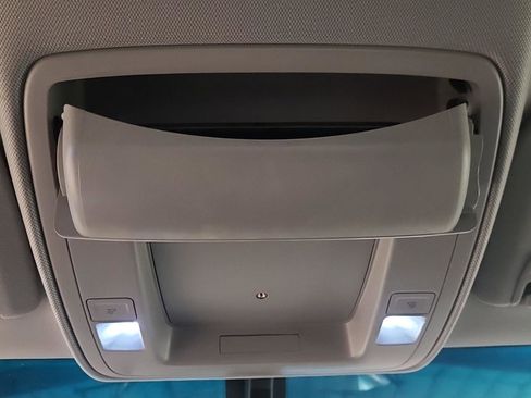 Used 2015 Chevrolet Silverado 2500 LT w/ LT Convenience Package image 32