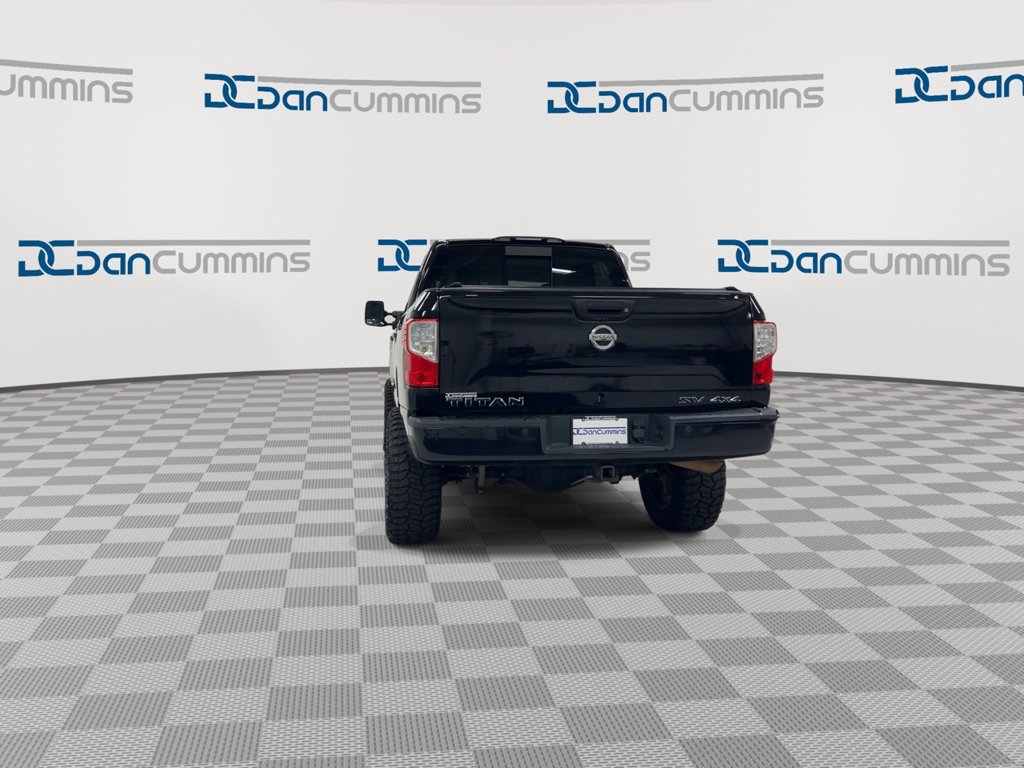 Used 2017 Nissan Titan SV AWD/4WD image 7