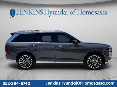 Used 2026 Hyundai Palisade Calligraphy AWD/4WD image 2