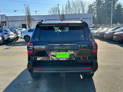 Certified 2025 Toyota 4Runner SR5 image 4