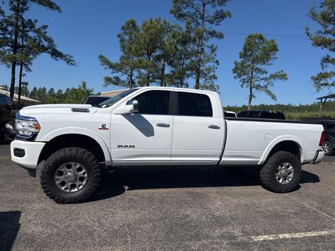 Used 2021 RAM 2500 Laramie AWD/4WD image 4