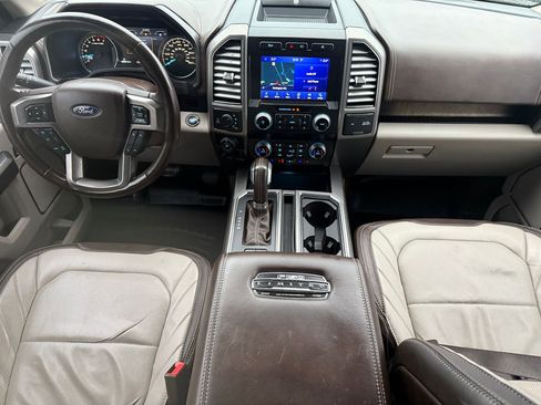 Used 2019 Ford F150 Limited image 16