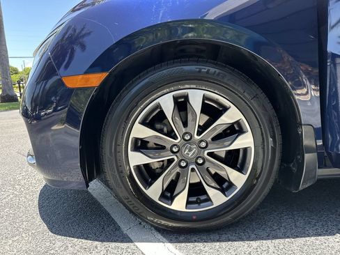 Certified 2024 Honda Odyssey EX-L image 28