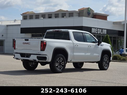 Used 2026 GMC Sierra 1500 AT4 w/ AT4 Premium Package AWD/4WD image 7