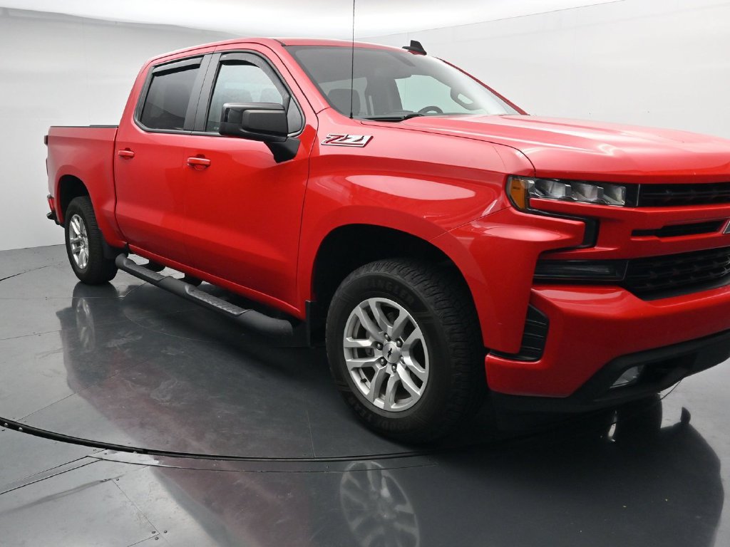 Used 2021 Chevrolet Silverado 1500 RST AWD/4WD image 2