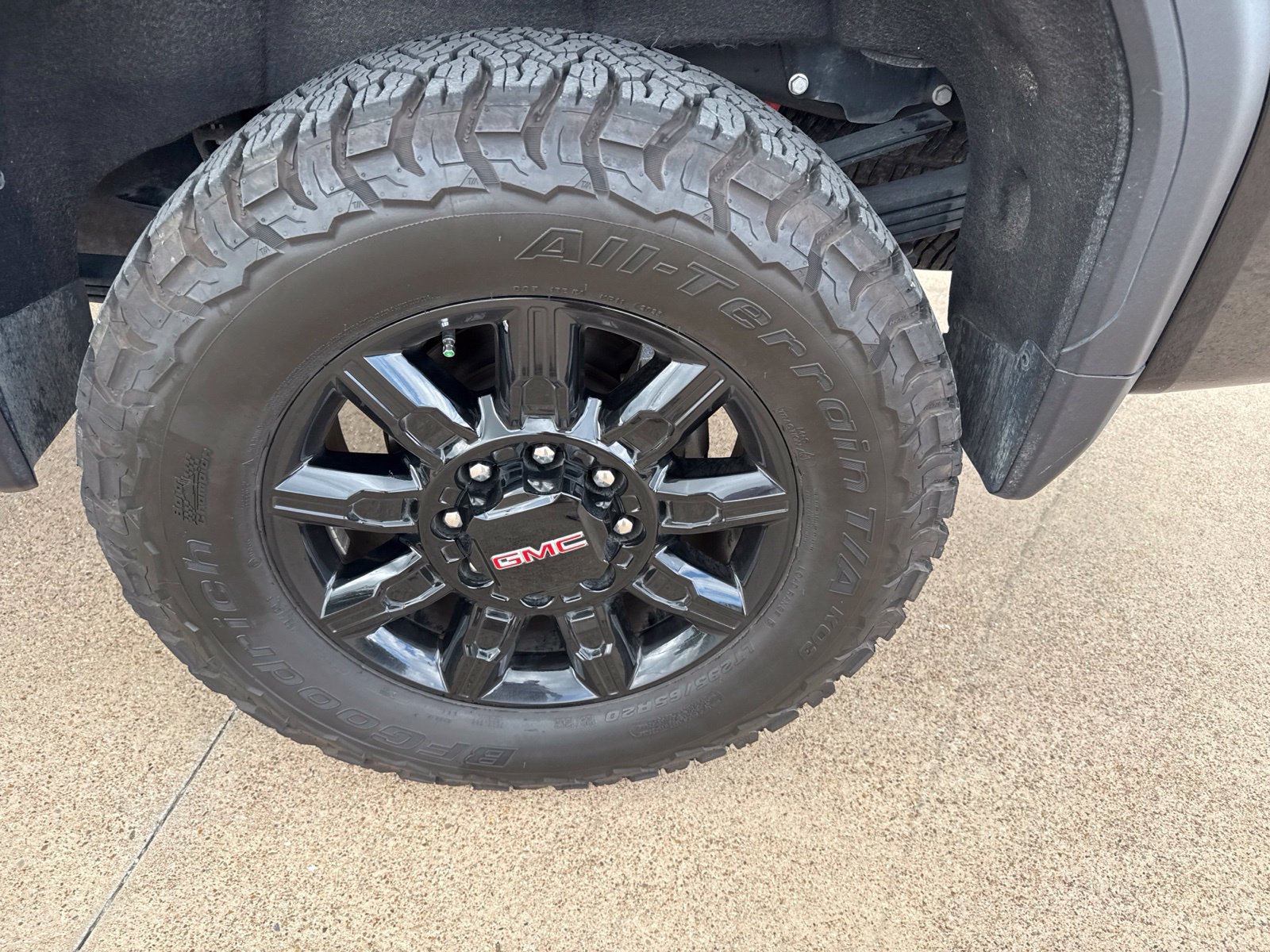Used 2025 GMC Sierra 3500 AT4 w/ AT4 Premium Plus Package AWD/4WD image 11