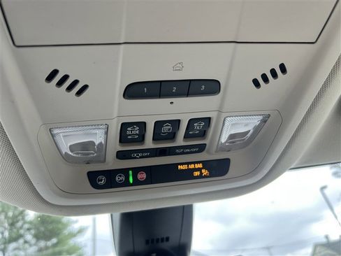 Used 2023 Buick Enclave Premium w/ Experience Buick Package image 25