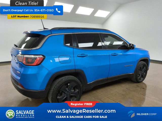 Used 2017 Jeep Compass Latitude w/ Popular Equipment Group FWD image 4