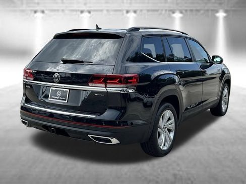 Used 2023 Volkswagen Atlas SE AWD/4WD image 5