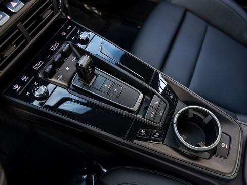 Certified 2025 Porsche 911 Carrera 4 GTS image 37