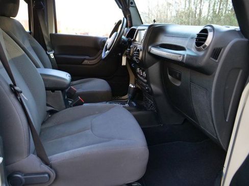 Used 2017 Jeep Wrangler Unlimited Sport w/ Quick Order Package 24S image 44