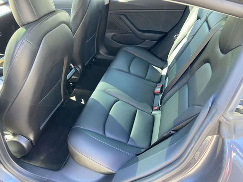 Used 2020 Tesla Model 3 Long Range image 18