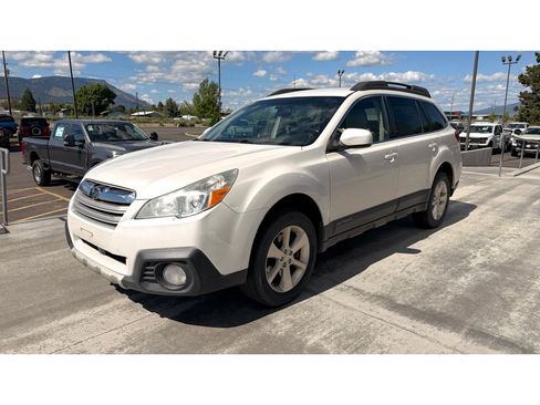 Used 2014 Subaru Outback 3.6R Limited AWD/4WD image 3
