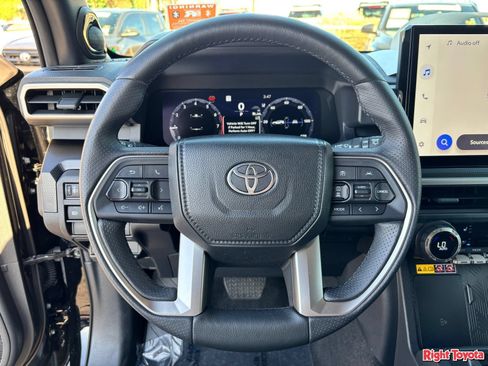 Certified 2025 Toyota 4Runner Limited AWD/4WD image 22