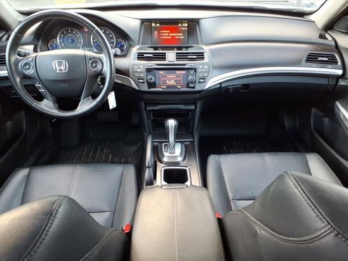 Used 2015 Honda Crosstour EX-L image 11