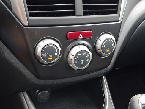 Used 2013 Subaru Impreza WRX Premium AWD/4WD image 17